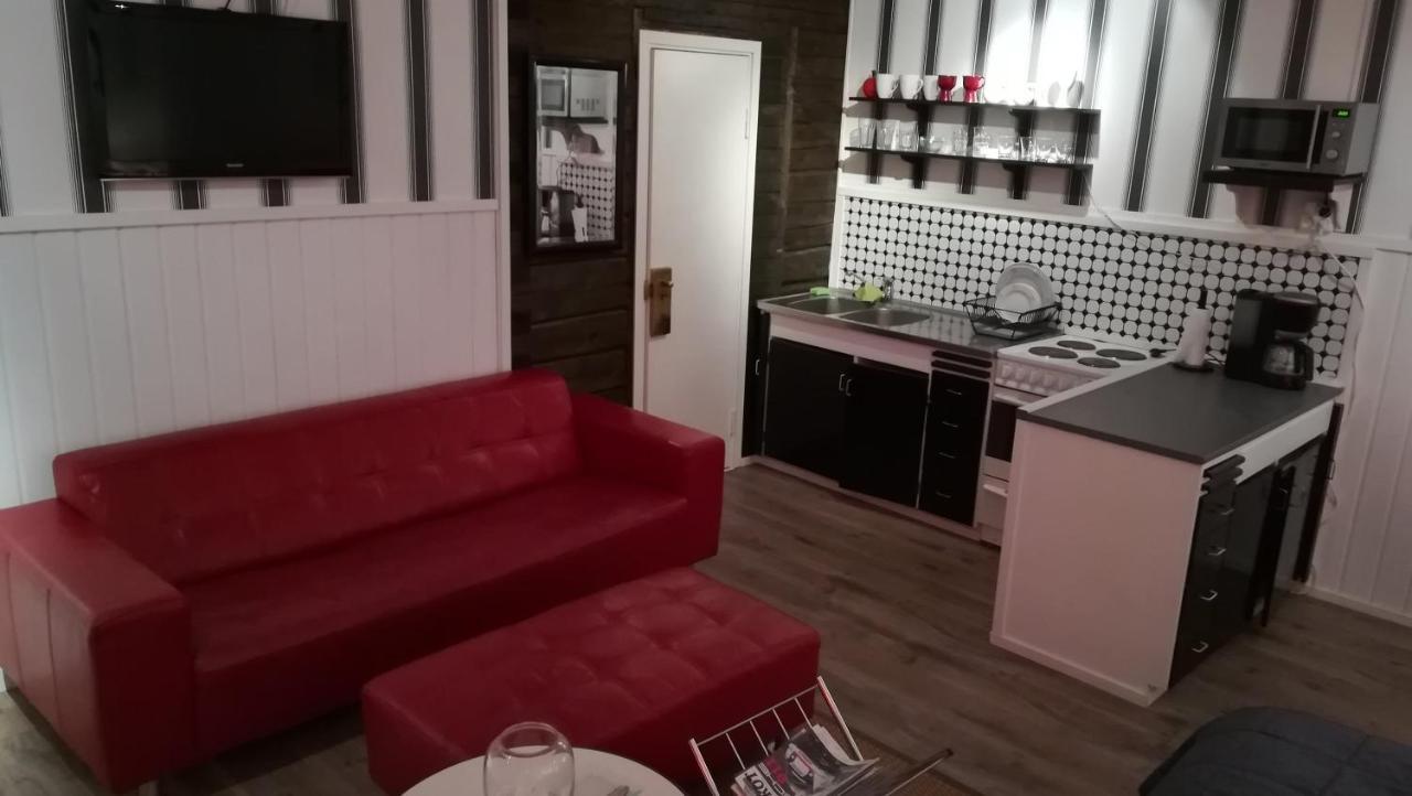 Hotelli Huiskankorpi Boutique Hotel Nivala Extérieur photo